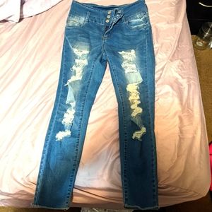 Hight waist ripped capri jeans (24 inch length)